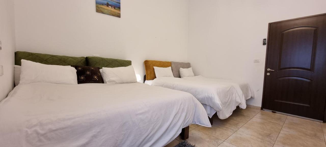 Bed and Breakfast Sanabl Druze Hospitality Ein Kinya Exteriér fotografie