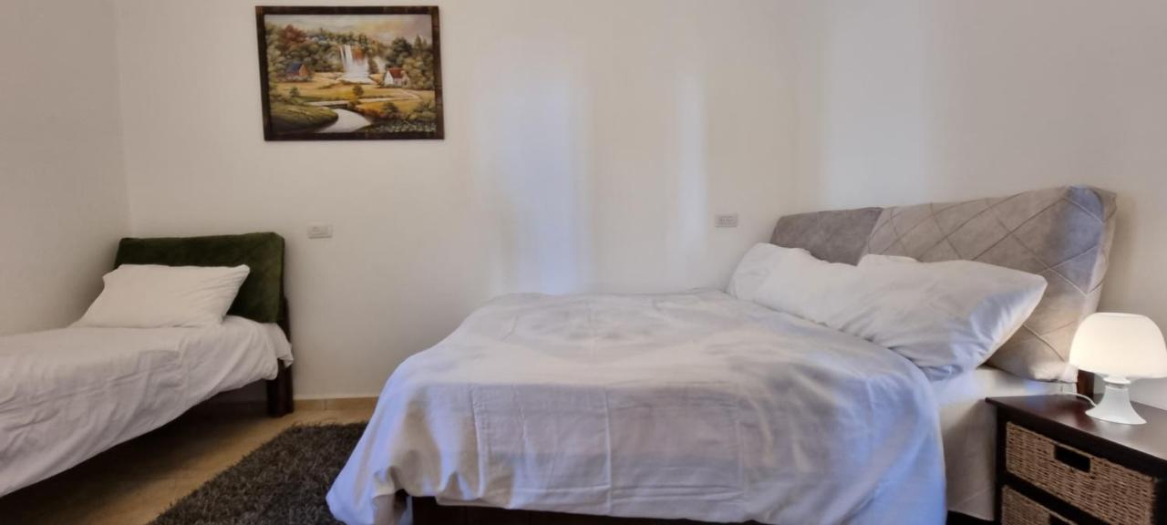 Bed and Breakfast Sanabl Druze Hospitality Ein Kinya Exteriér fotografie