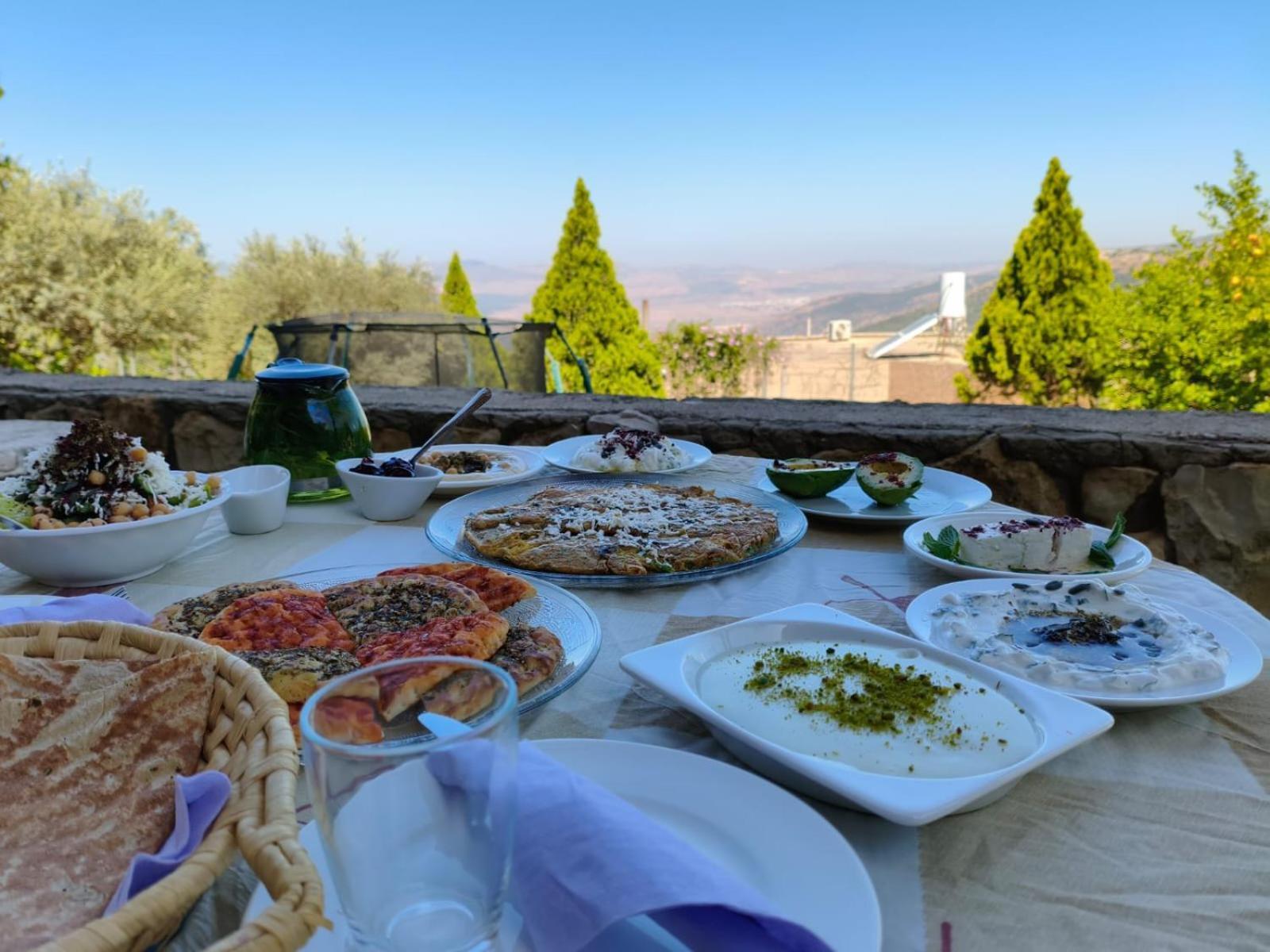 Bed and Breakfast Sanabl Druze Hospitality Ein Kinya Exteriér fotografie